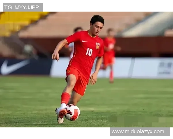 足球巨星转会引领风潮球队阵容再度洗牌新格局展现未来潜力 足球巨星转会引领风潮球队阵容再度洗牌新格局展现未来潜力